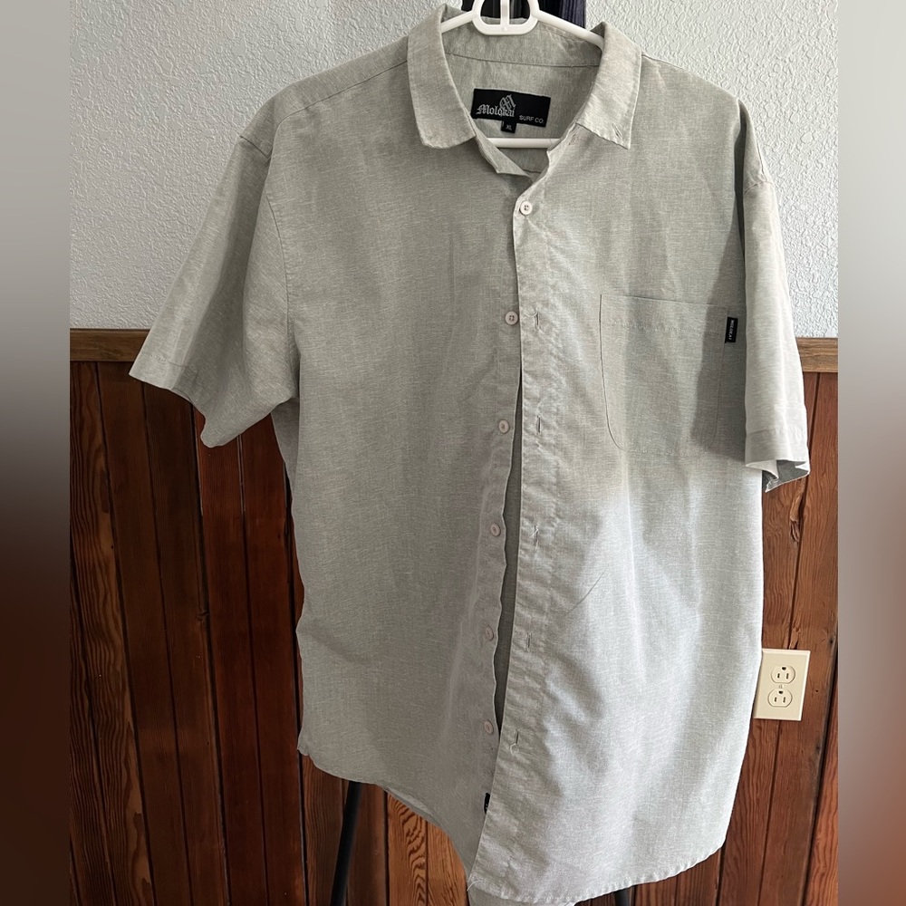 Grey relaxed fit short sleeve button up